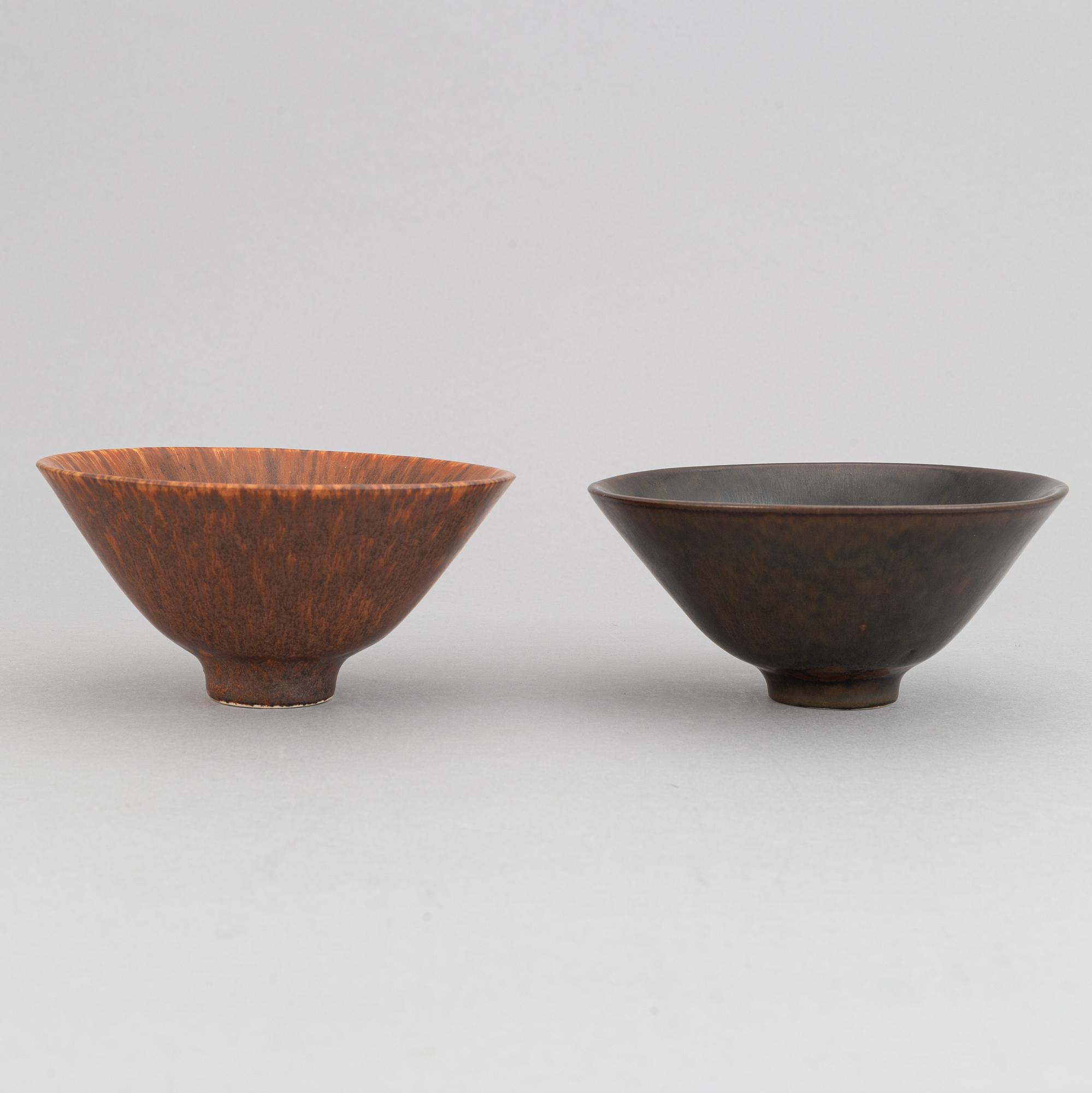 Carl-Harry Stålhane, a set of three stoneware bowls with lid and two bowls for Rörstrand.