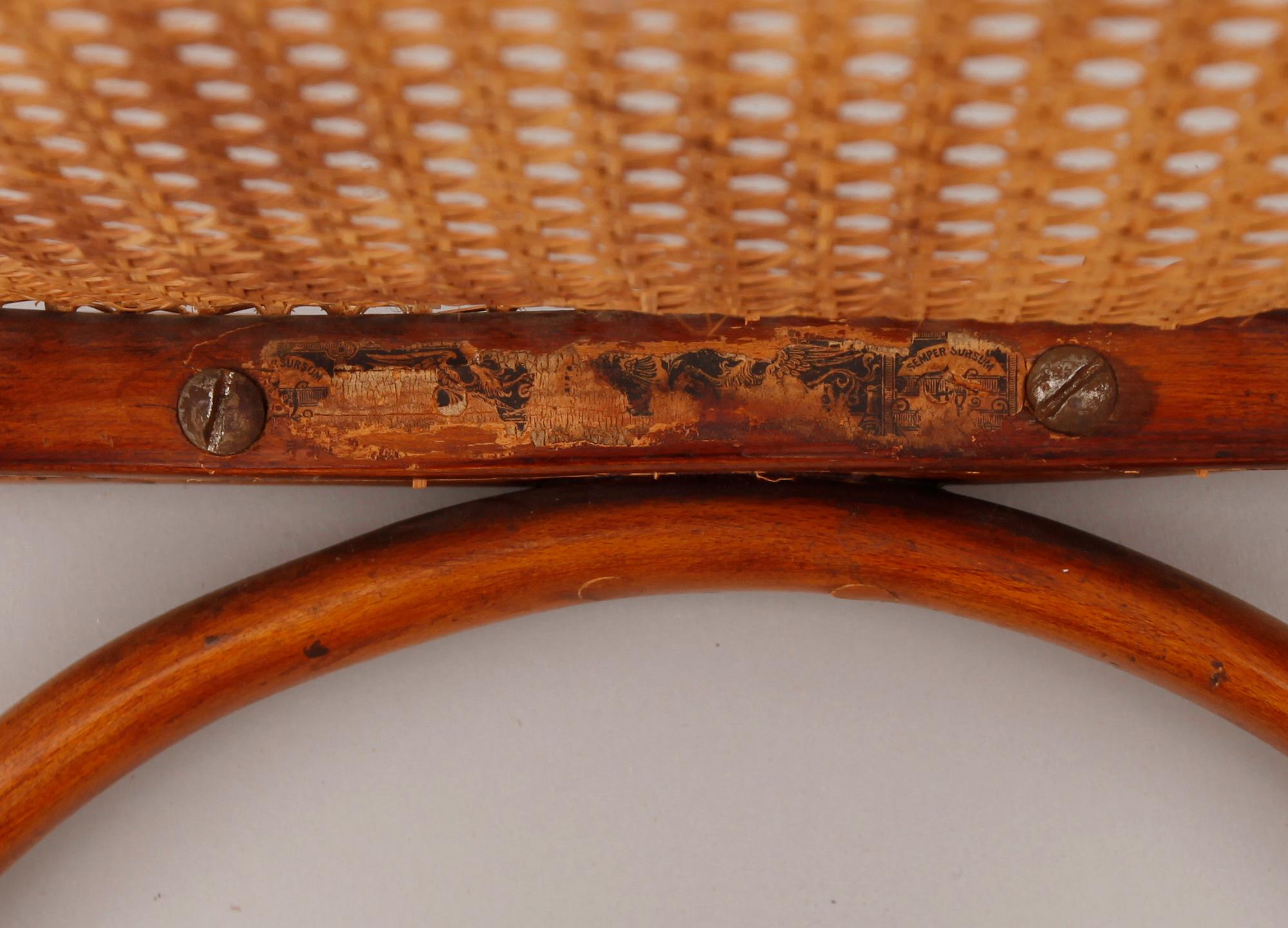 GUNGSTOL, Thonettyp, sekelskiftet 1900.