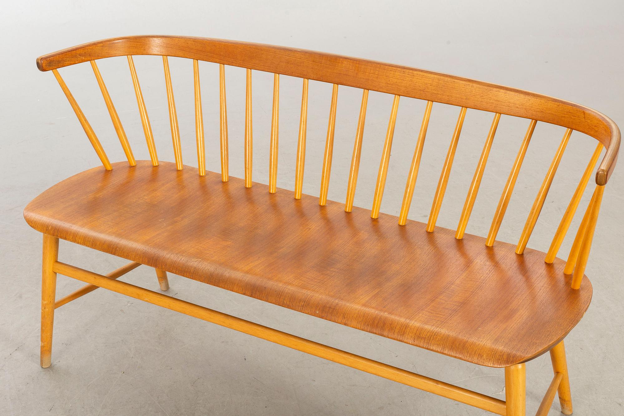 PINNSOFFA/SOFFA, "Florett", modell 150, Bröderna Wigells stolfabrik AB, omkring 1900-talets mitt.