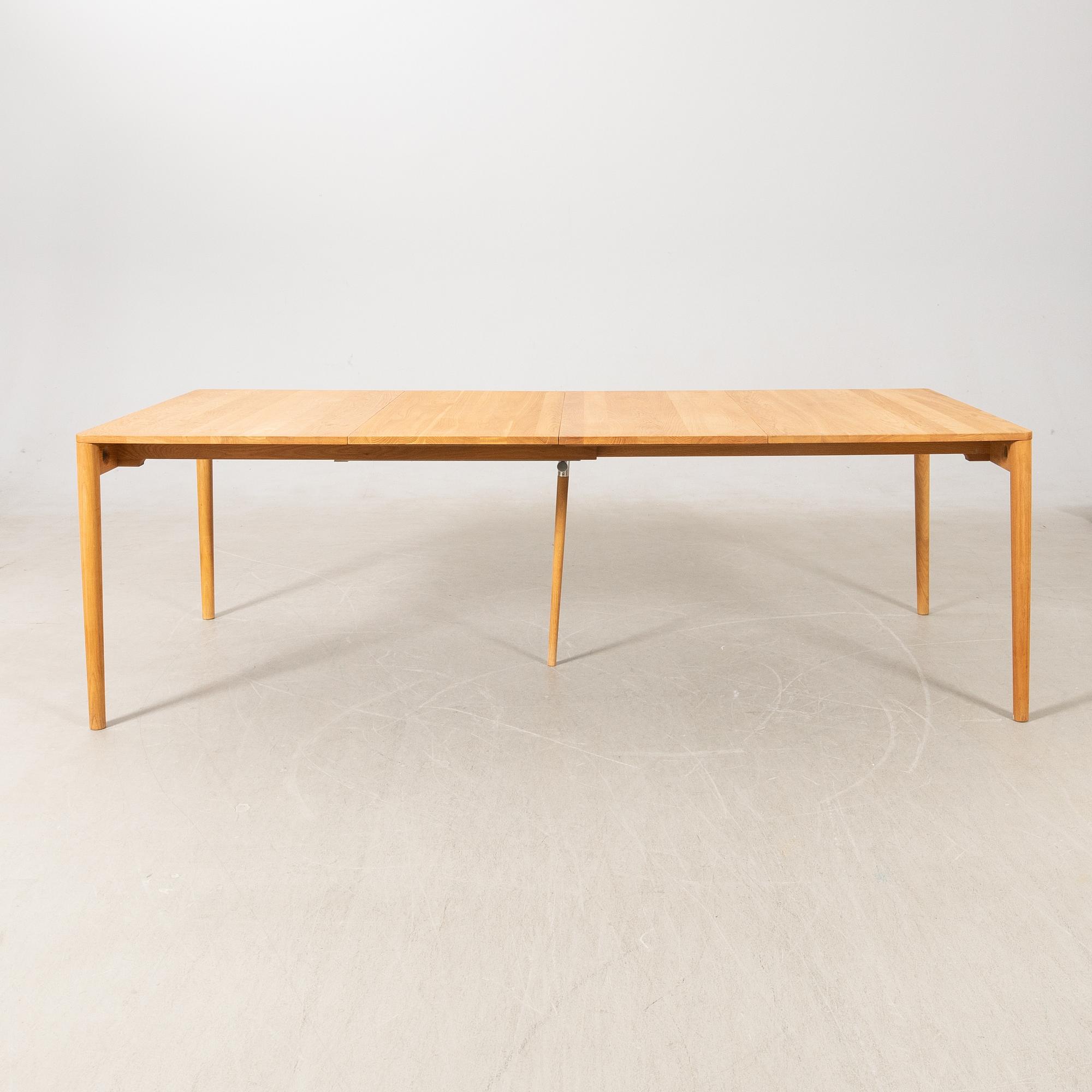 Nirvan Richter, dining table, "Brett Dining Table, Norrgavel".