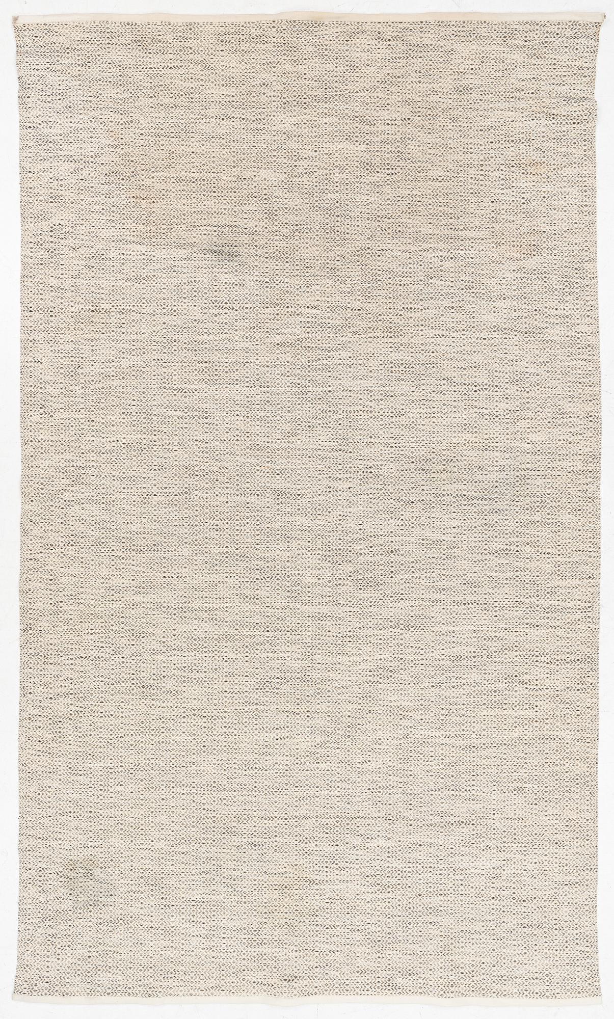 Matta, 390 x 240 cm., modern tillverkning.