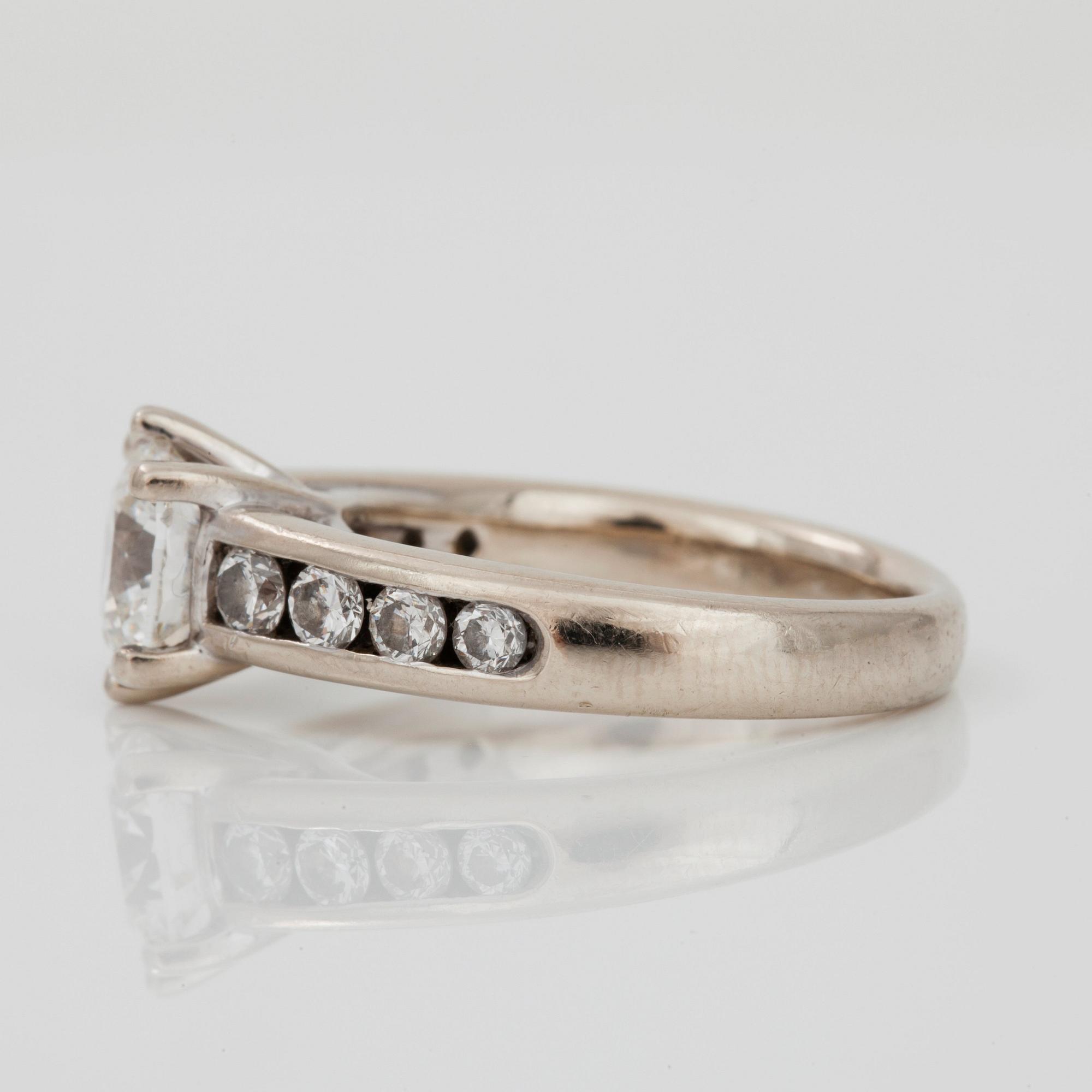 A brilliant-cut diamond, circa 1.50 cts, H/VVS, ring.