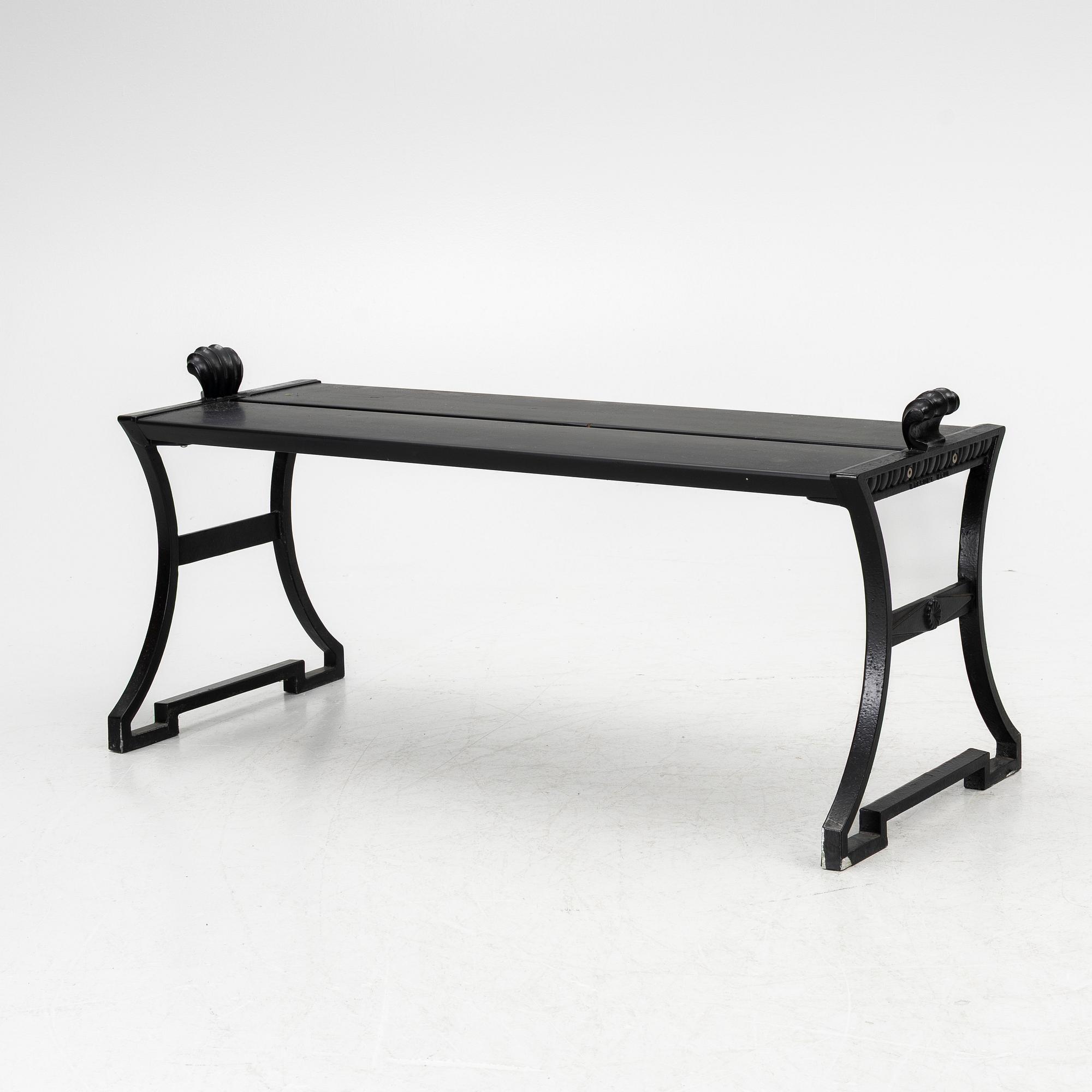 Folke Bensow, a 'Sneckan' bench, Byarums Bruk, end of the 20th century.