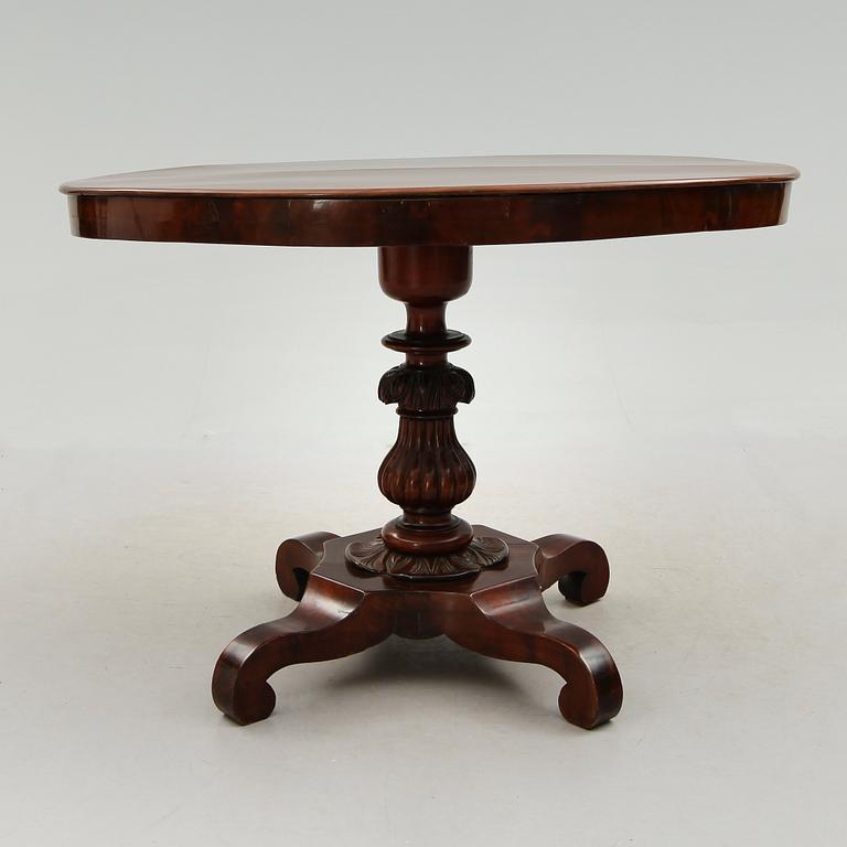 BORD, senempire, 1800-talets mitt.