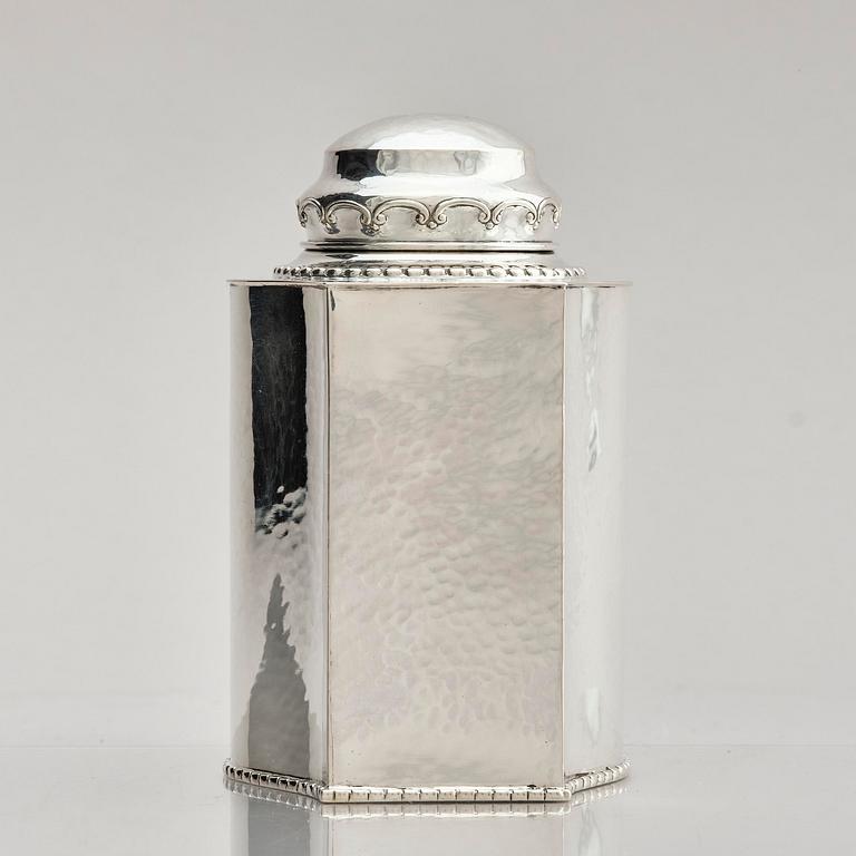 Carl Fredrik Carlman, an 830/1000 silver tea caddy, Stockholm, Sweden 1926.