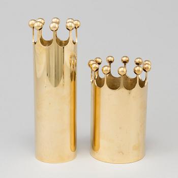 PIERRE FORSSELL, two brass vases from Skultuns.