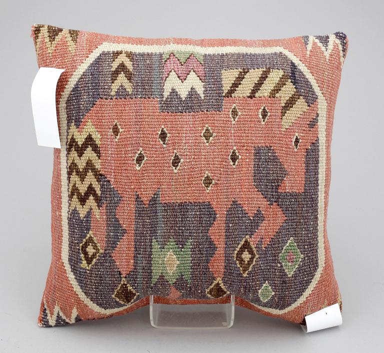 KUDDE, rölakan, Märta Måås-Fjetterström. Sign MMF.