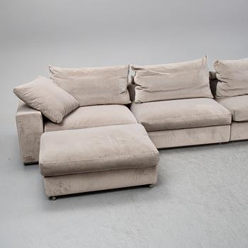 A six-piece modular sofa 'Groundpiece', Flexform, Italy.