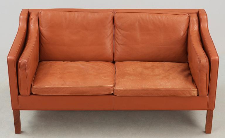 A Børge Mogensen brown leather two-seated sofa, Fredricia Stolefabrik, Denmark.