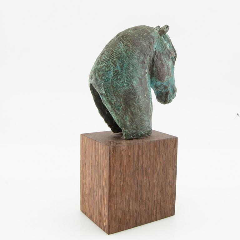 Decorative sculpture Horse's head, late 20th century, patinated bronze.