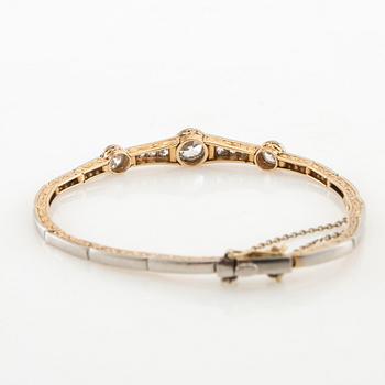 Bracelet 14K gold and platinum with round old-cut diamonds approximately 1.74 ct in total.