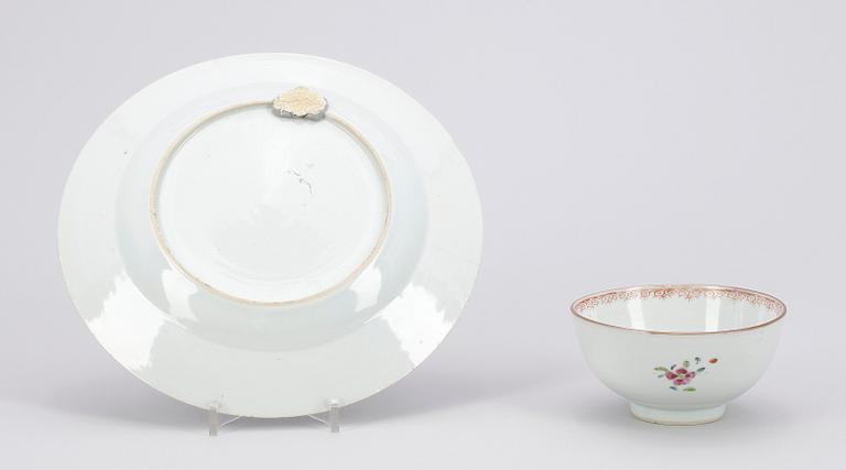 SKÅL SAMT TALLRIK, porslin, Qianlong, Kina 1700-tal.