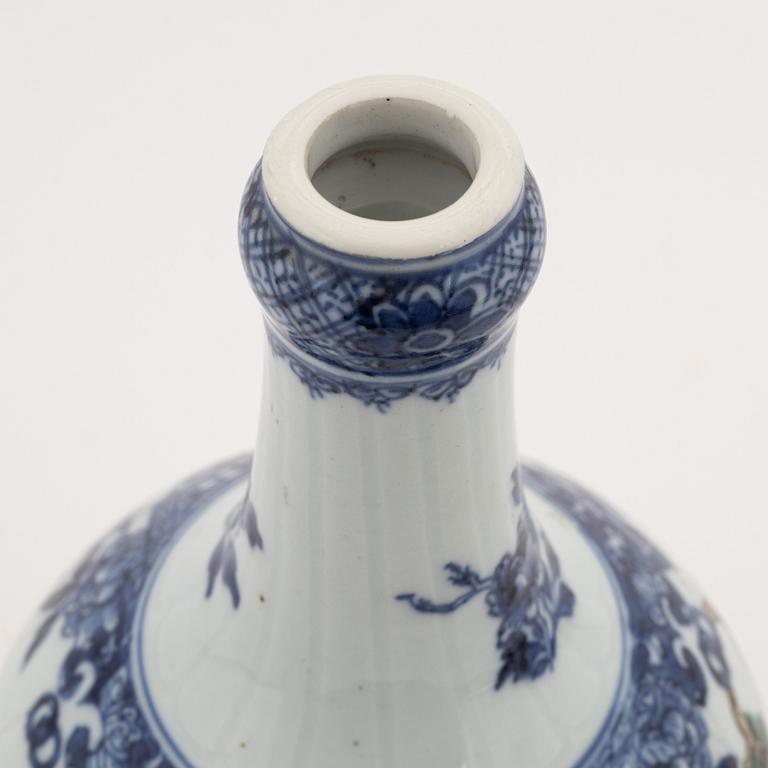 Flaska, porslin, Kina, Qingdynastin, Qianlong (1736-95).