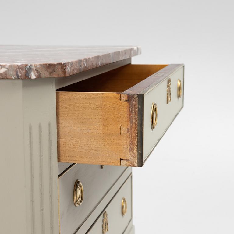 Chest of drawers, Gustavian style, 20th century.