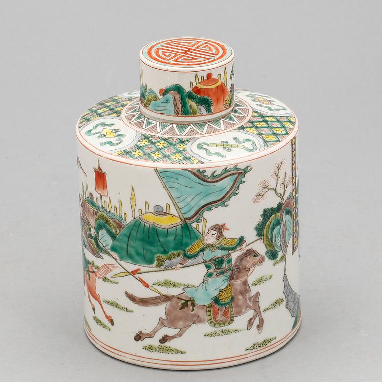 BURK MED LOCK, porslin, Kina, 1900-tal.