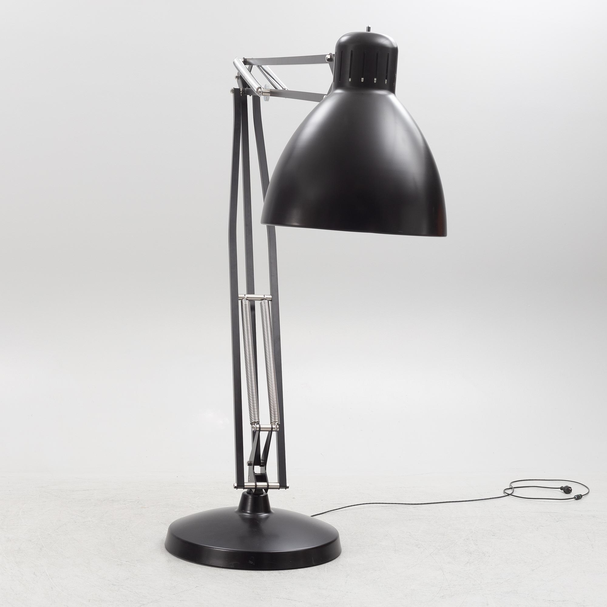 Floor lamp, JJ Great Floor Out, Leucos, Italy.