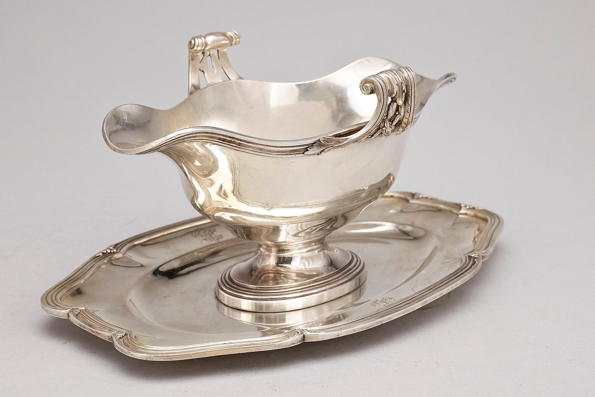 SÅSSKÅL, silver, rokokostil, Frankrike 1900-tal. Tot vikt ca 924g.