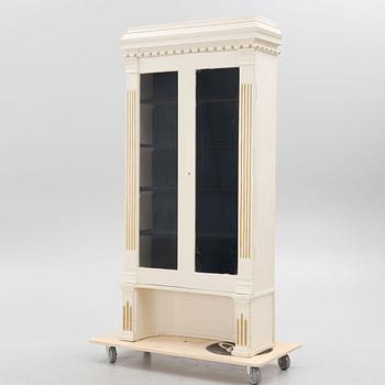 Display cabinet, Empire style, late 19th century.