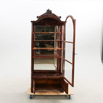 Display cabinet, first half of the 20th century.