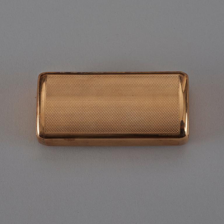 A 19th century gold snuff-box, unmarked.