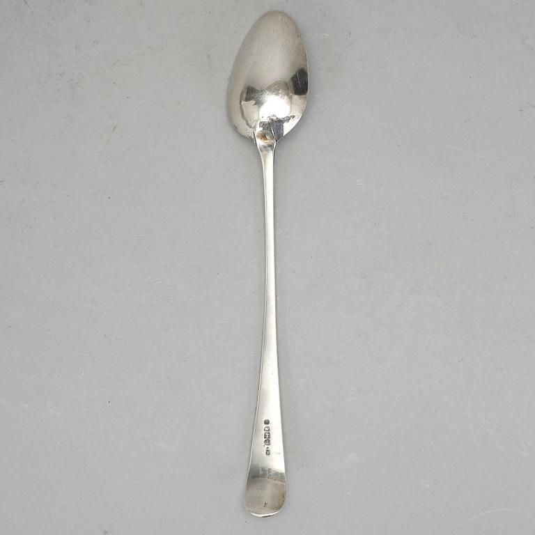 RAGUSKED, silver, Thomas Northcote, London 1785-86. Vikt ca 105 gram.
