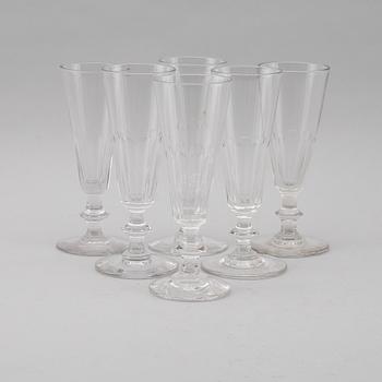 CHAMPAGNESTRUTAR, 6 st, glas, 1800-talets andra hälft.