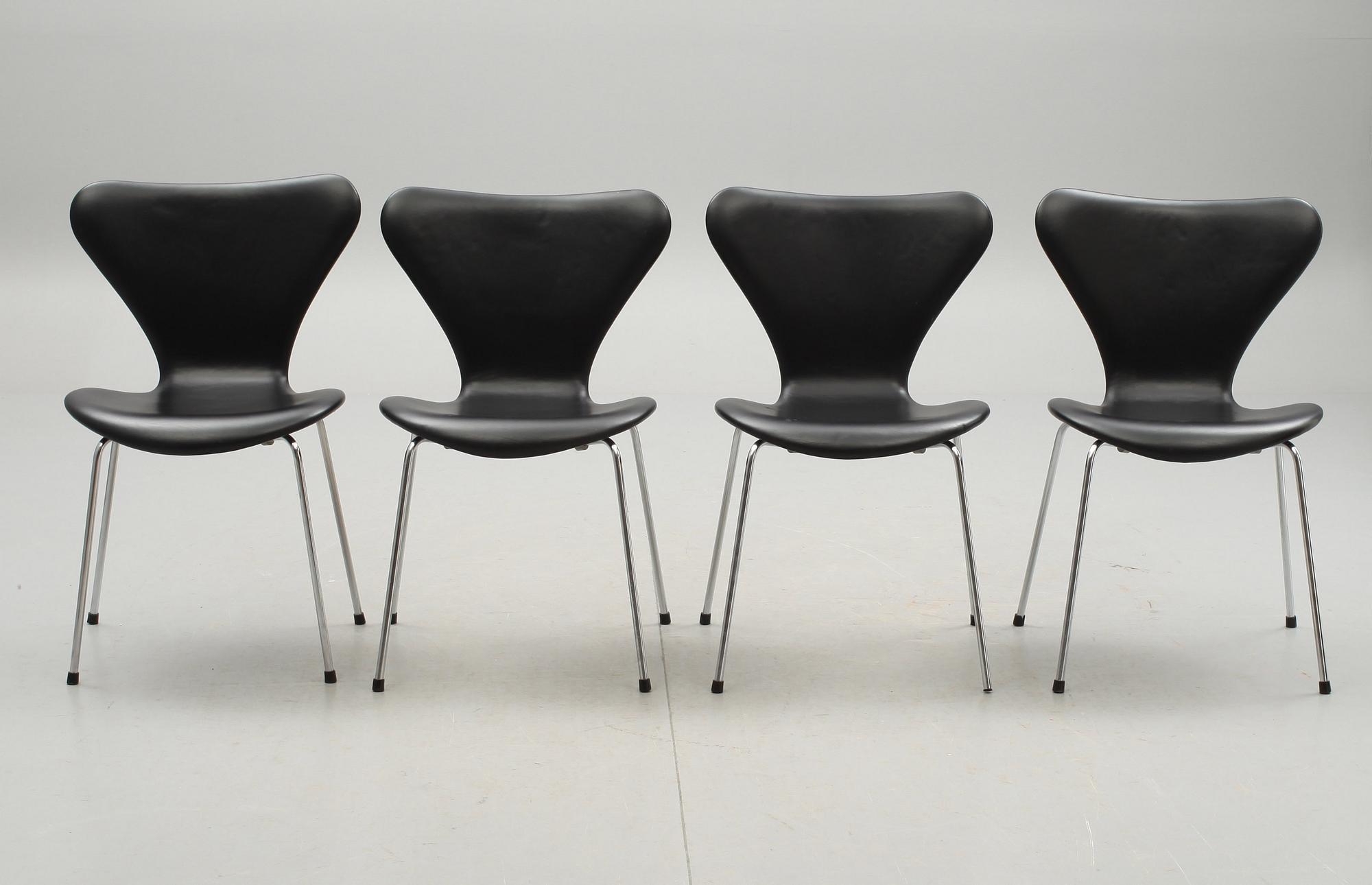 STOLAR, 4 st, "Sjuan", design Arne Jacobsen för Fritz Hansen, Danmark, 1980.