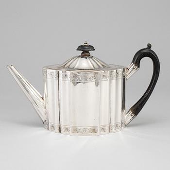 Michael Plummer, tekanna, silver, London 1794.