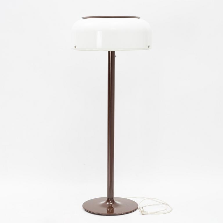 Anders Pehrson, a 'Knubbling' floor light, Ateljé Lyktan, Åhus.