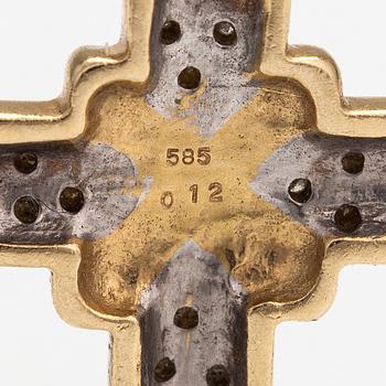 Hänge, 14K guld, diamanter 0.12 ct tot enl gravyr.