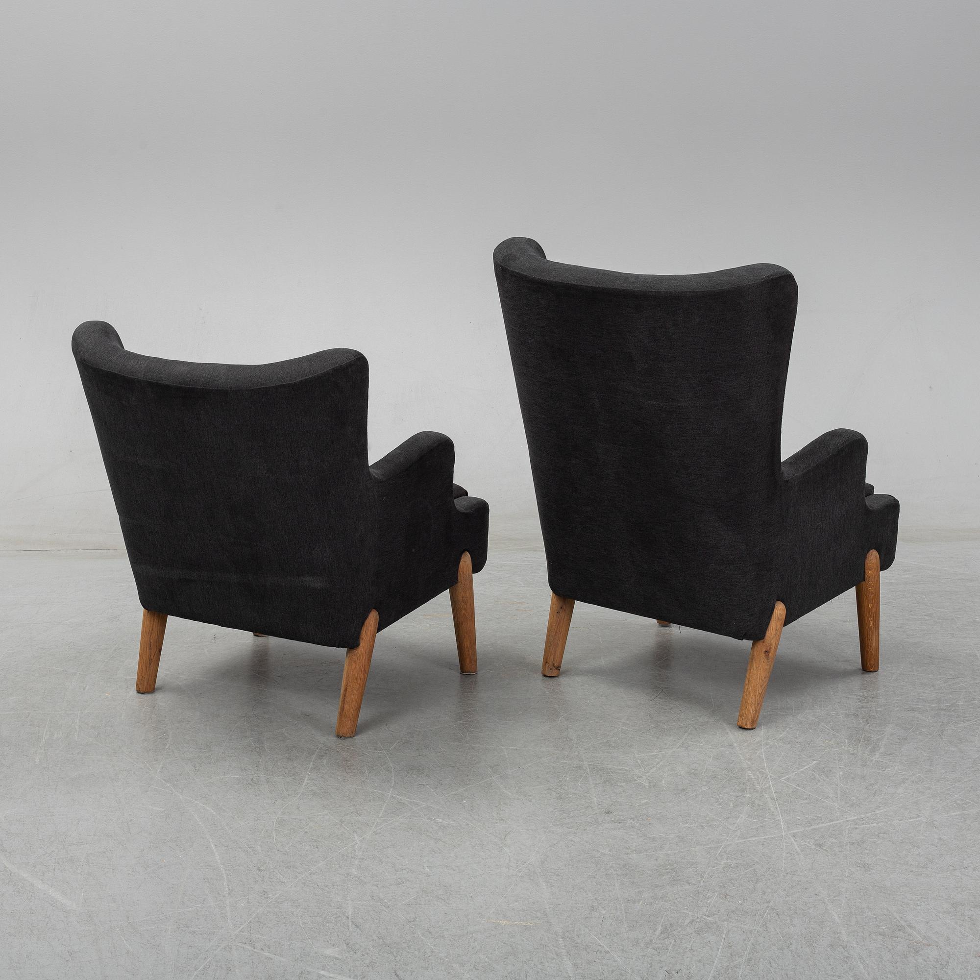 Eva och Nils Koppel, a set of two easy chairs, for Slagelse Møbelværk, Denmark circa 1948-50.