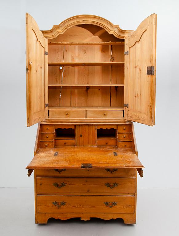 SNEDKLAFFSKÅP, rokoko, 1700-/1800-tal.