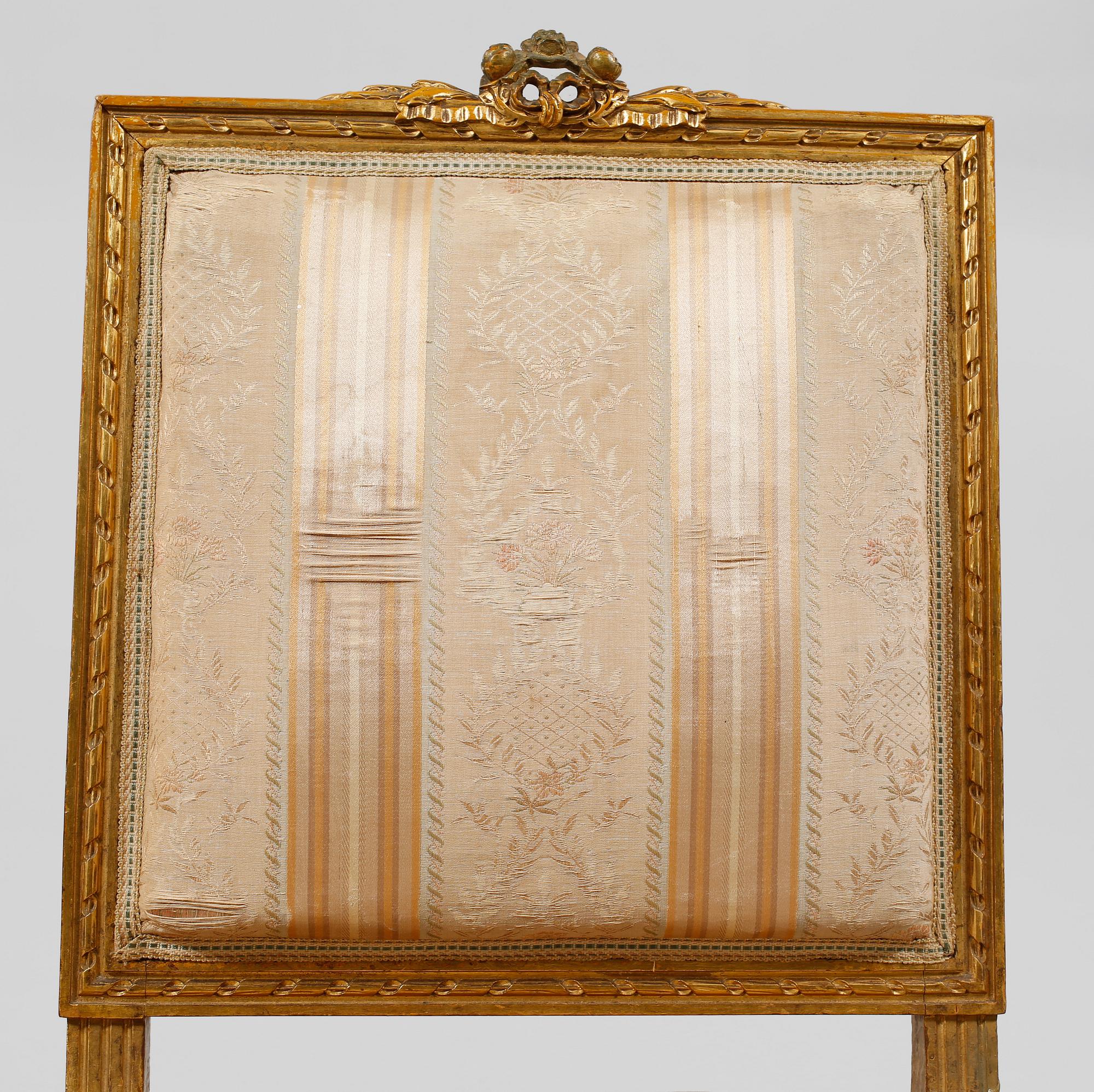 STOLAR, ett par, gustaviansk stil, omkring år 1900.