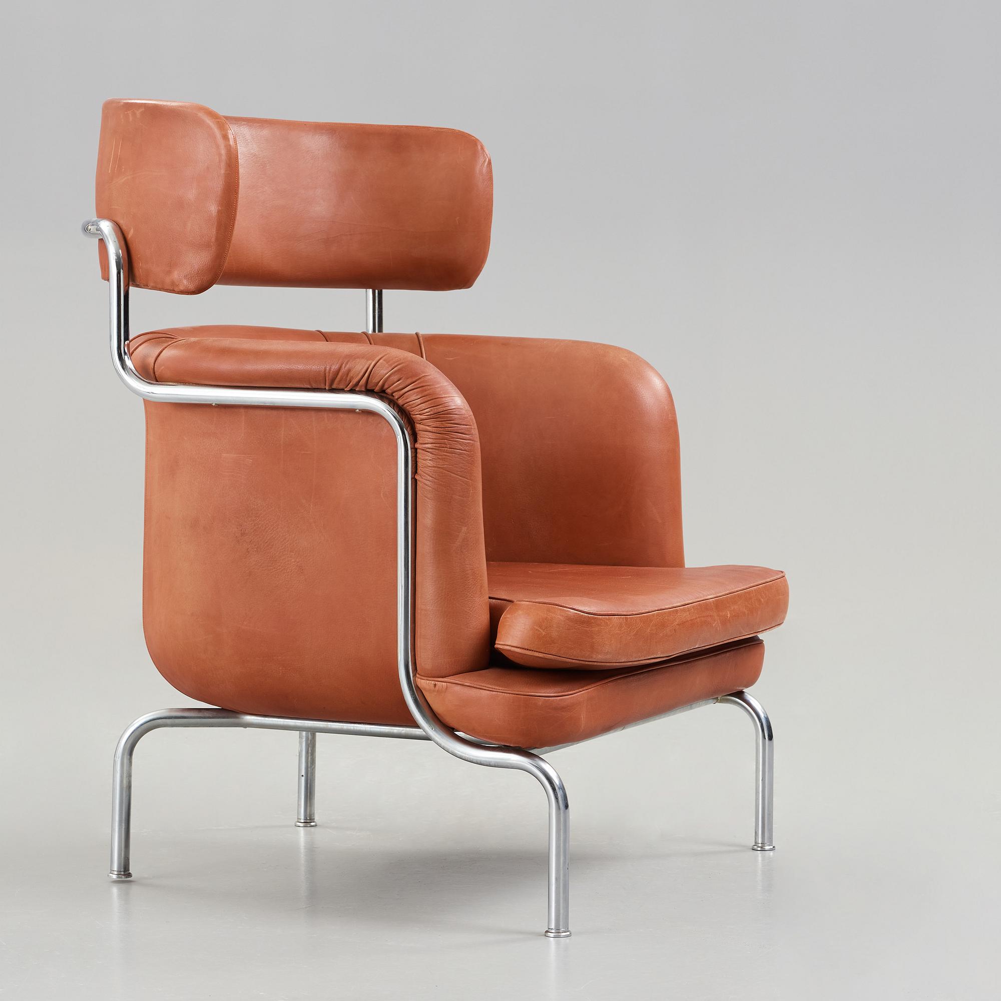 A Tommy Sundberg 'Sheraton' chromed tubular steel and leather easy chair, designed for Sheraton Hotel, Stockholm in 1971.