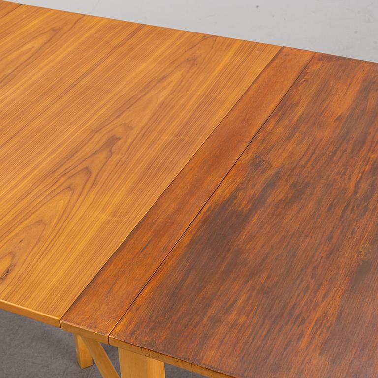 A 'Maria Flap' gateleg table by Bruno Mathsson for Karl Mathsson, dated 1968.