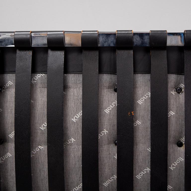 Ludwig Mies van de Rohe, fåtölj med fotpall, "Barcelona", Knoll.