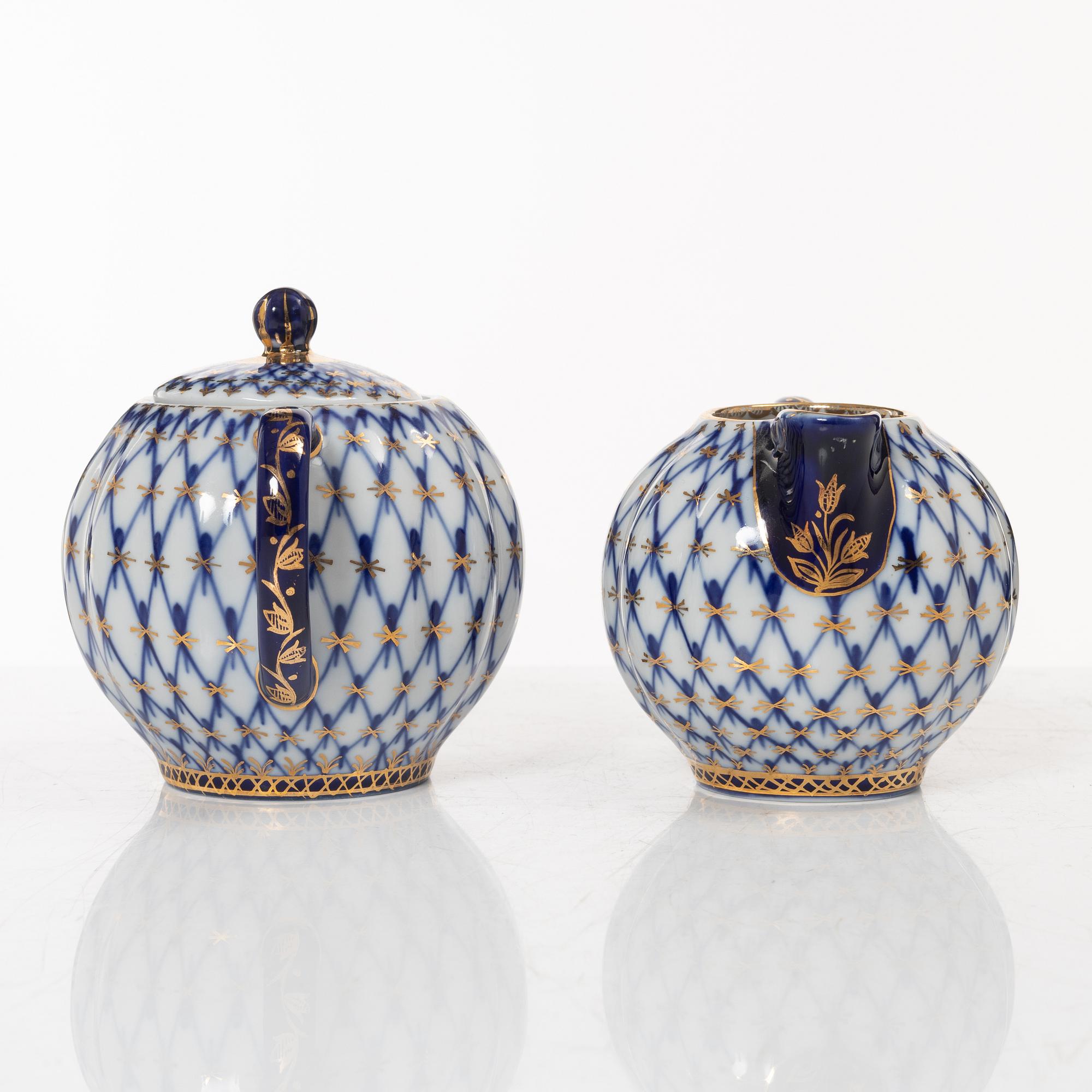 A 35-piece 'Cobalt Net' porcelain  Lomonosov, Soviet Union.