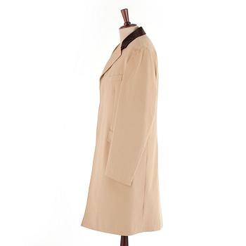 PARK HOUSE, a beige cotton mens coat. Size 54.