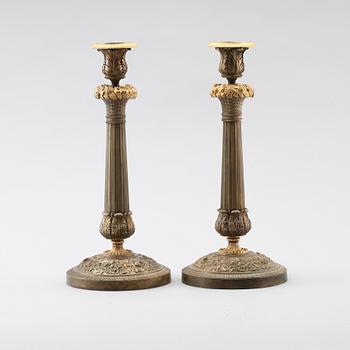 LJUSSTAKAR, 1 par, brons, senempire, Frankrike, 1800-talets första hälft.