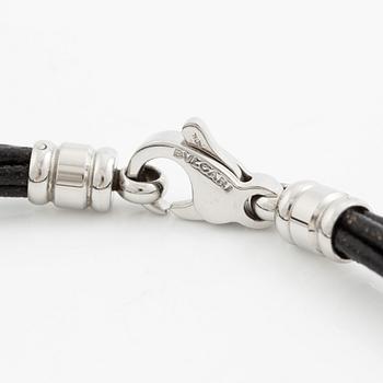 Bulgari collier läder med stållås.