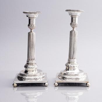 A pair of Swedish 18th century silver candelsticks, marks of Pehr Zethelius, Stockholm 1797.