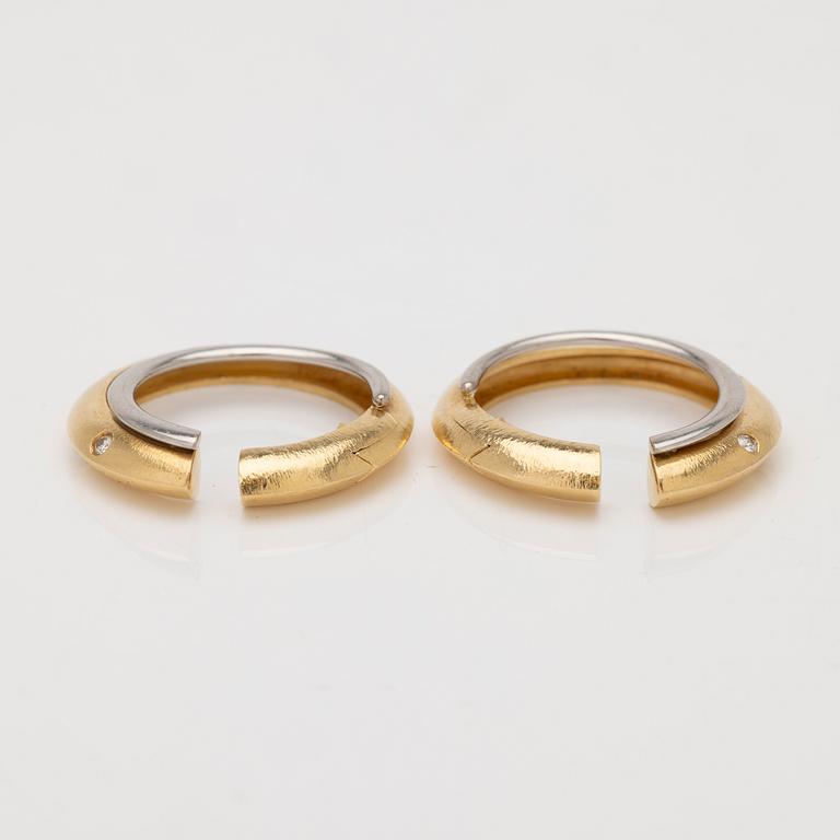 Ole Lynggaard, 18K gold and diamond hoop earrings.