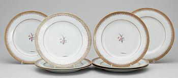 TALLRIKAR, 8 stycken, kompaniporslin. Qing dynastin, Qianlong (1736-95).