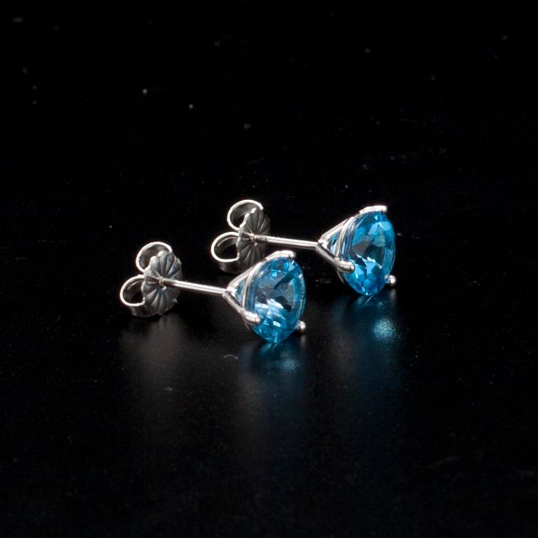 ÖRHÄNGEN, 14K guld. Topas från Nigeria 3.20 ct.