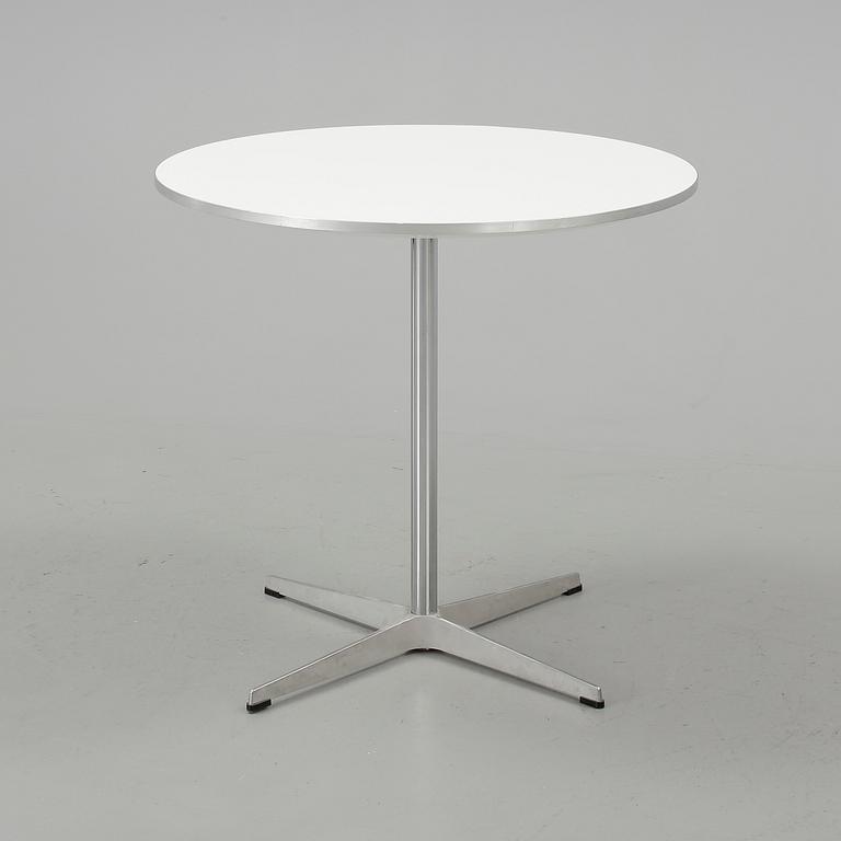 BORD, Bruno Mathsson & Piet Hein, Fritz Hansen, 2004.