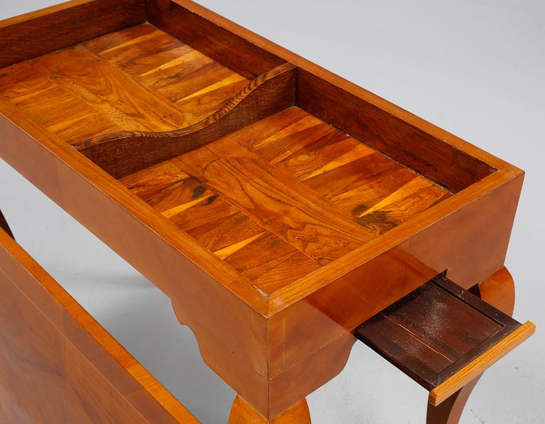 SPELBORD, rokoko, 1700-tal.