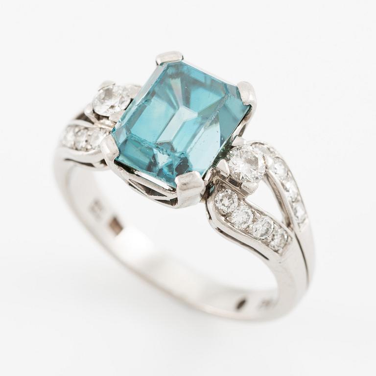 W.A. Bolin ring palladium med en zirkon och runda briljantslipade diamanter.