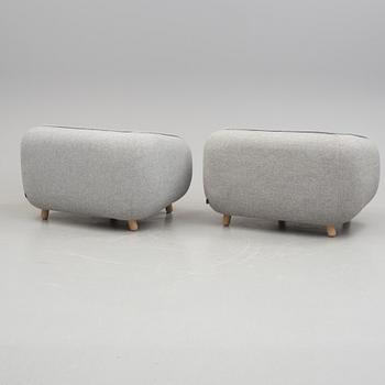 FÅTÖLJER, ett par, "Basset", Boris Berlin och Aleksej Iskos för Versus, 2010-tal.