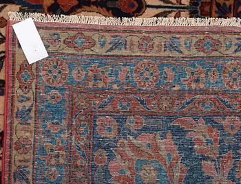 SEMI-ANTIQUE KASHAN SO CALLED DABIR. 670,5 x 339 cm.