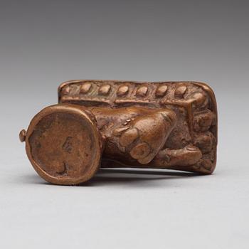 RÖKELSEBRÄNNARE, förgylld kopparlegering. Nepal, 1400-tal.
